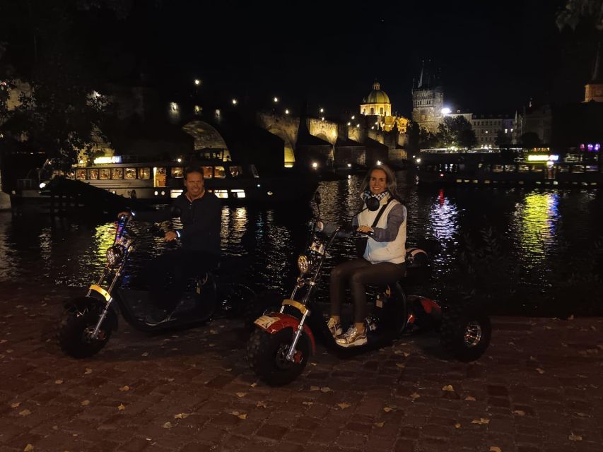 Prague City sightseeing in Night Trike Tour - Kafka Museum, Rudolfinum, and Pařížská Street