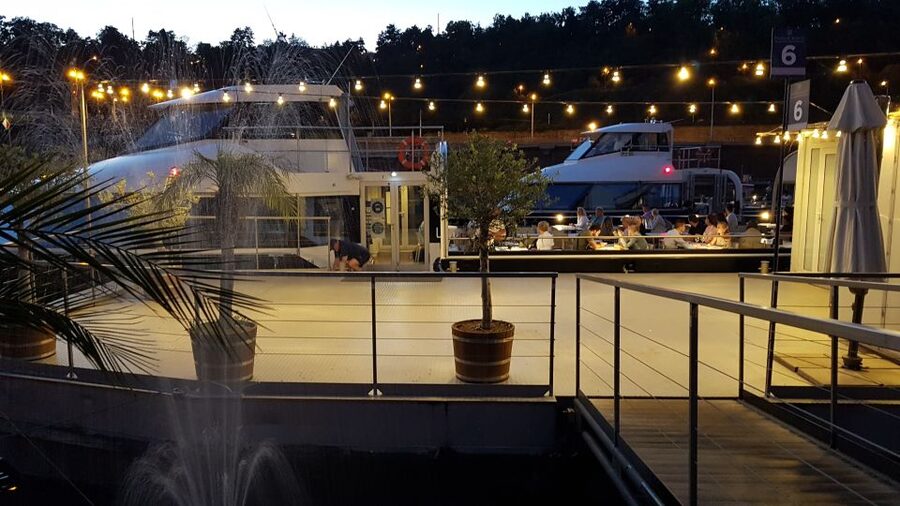Prague: City Tour and Dinner Cruise with Hotel Pickup - Key points to know before booking