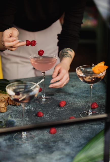 Prague: Cocktail Making Workshop with Bartender - Meeting at Wenceslas Square