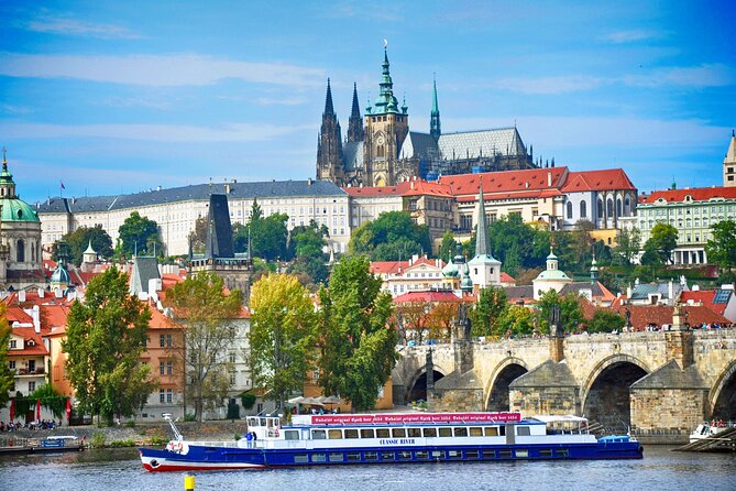 Prague Combo: Castle Guided Tour, Bus and Optional Boat - St. George’s Basilica, a quieter contrast