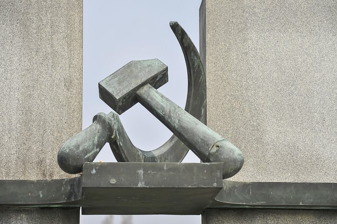 Prague Communism and World War II Walking Tour - Is $30.12 a fair price?