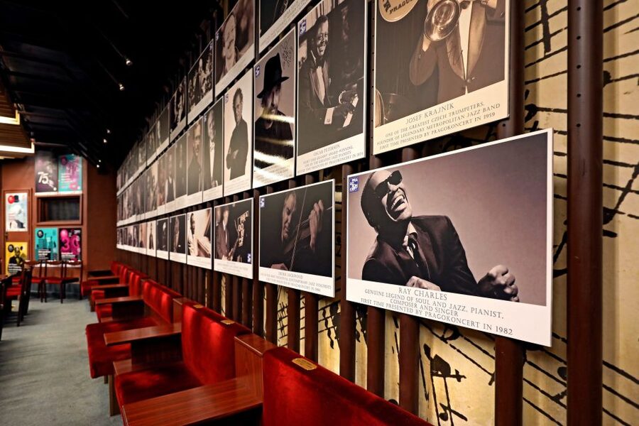 Prague: Concert at Reduta Jazz Club - The music and the small-room advantage