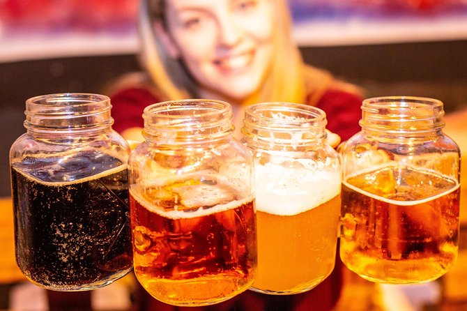 Prague Craft Beer Tour: 8 Czech Beers, Taproom & Best Beer Garden - Starting with four beers at Drunken Monkey