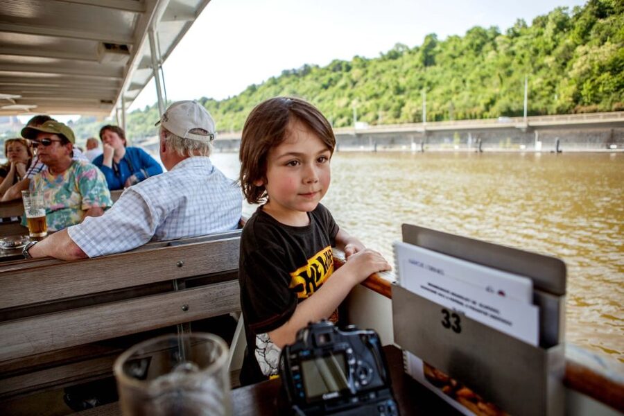 Prague Cruise: 1-Hour on the River Vltava - What the $17 ticket is really buying
