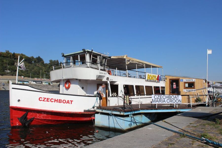 Prague Cruise: 1-Hour on the River Vltava - Should you book the Prague Vltava cruise?