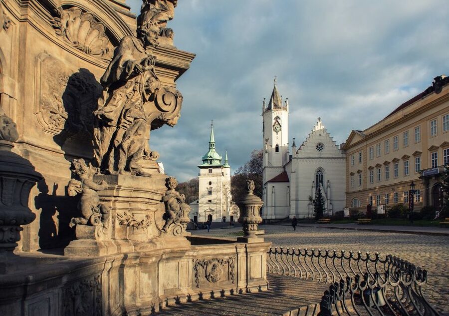 Prague: Day Trip to Teplice, the Royal Spa City - Exploring Castle Square Complex and Spa Lane