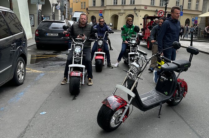 Prague E-Scooter Adventure: Fun & Easy Sightseeing 3Hours Tour - Chotek Gardens and Prague Castle