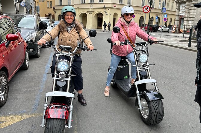 Prague E-Scooter Adventure: Fun & Easy Sightseeing 3Hours Tour - Old Town Square and the Astronomical Clock