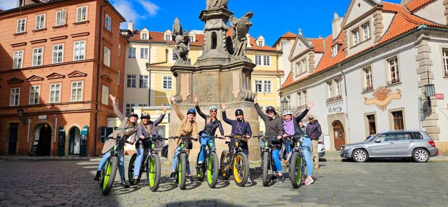 Prague: Electric Scooter & Cruiser Fat eBike Rental - What the 1,000-watt motor changes