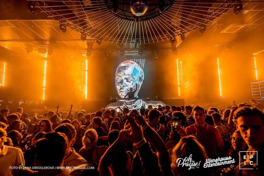 Prague: EPIC Nightclub Entry Ticket - Arriving with the right expectations