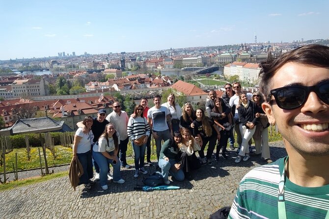 Prague Essential Tour Old Town and Jewish Quarter - Guides, group size, and the feel of the walk