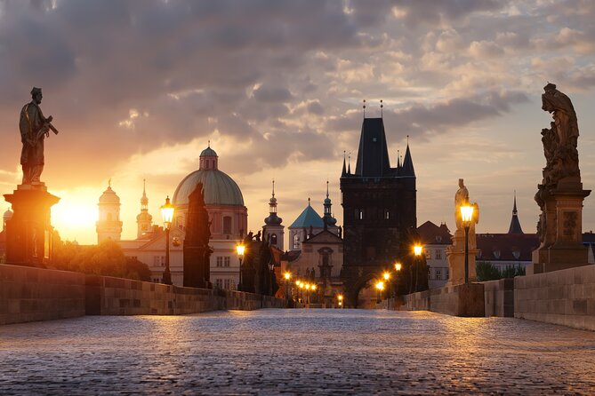 Prague Essential - Charles Bridge and the opening story