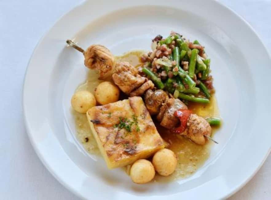 Prague: Folk Dancing Dinner Experience - Is $125 a fair price?