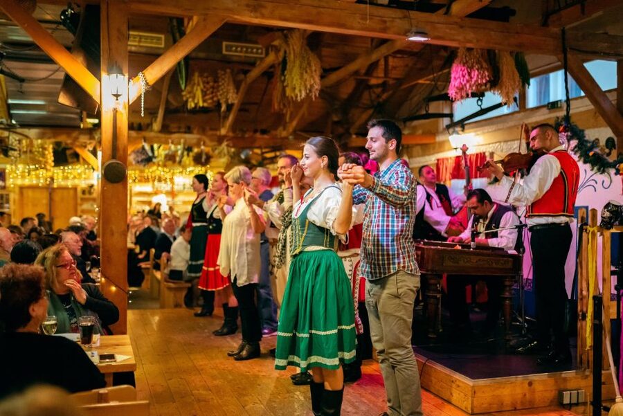 Prague: Folkloric Dinner Show with Unlimited Drinks - Practical tips for a better evening