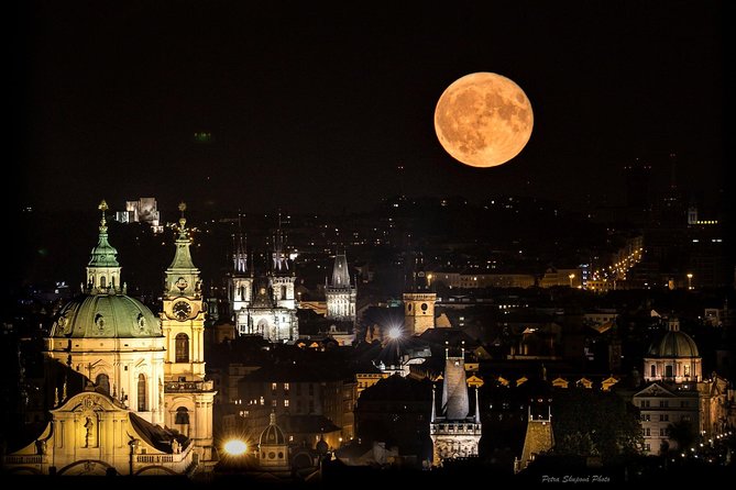 Prague food and cultural tour - 6 hours fairytale experience - Old Town, where food and stories take over