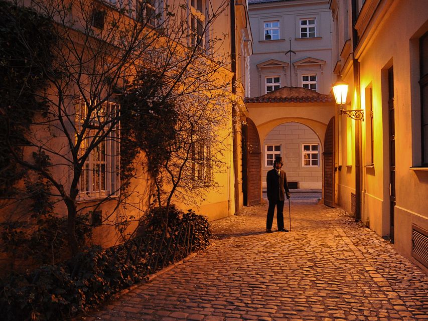 Prague: Ghost Tour - Quiet lanes and stories beyond the main route