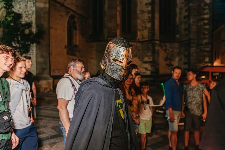 Prague: Ghost Walking Tour Where Legends Come To Life - Meeting the live ghosts