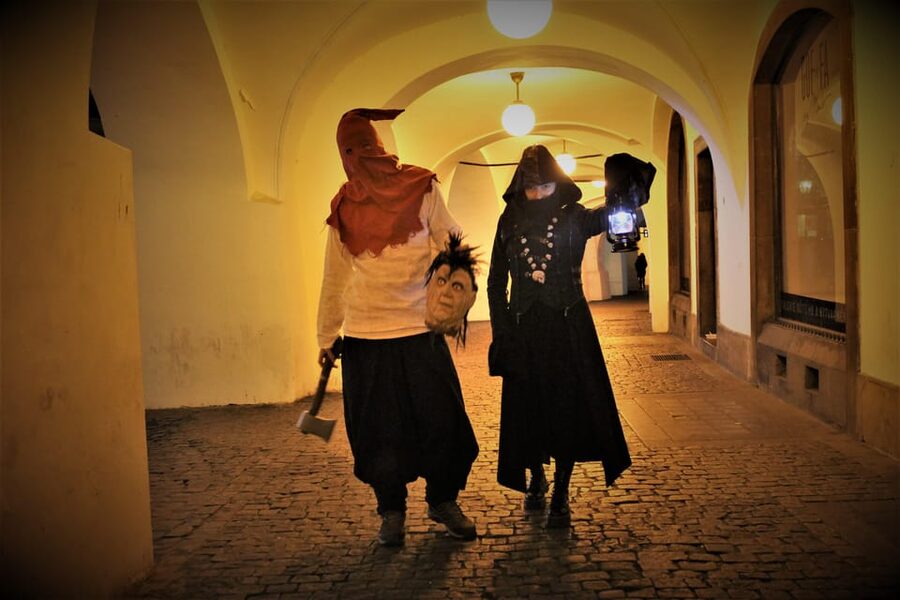Prague: Ghosts, Legends, Medieval Underground & Dungeon Tour - Key points to know before you book