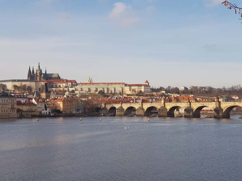 Prague Grand 2,5 hour + 2 hour exterior walking tour - Prague in two circuits, not one long march