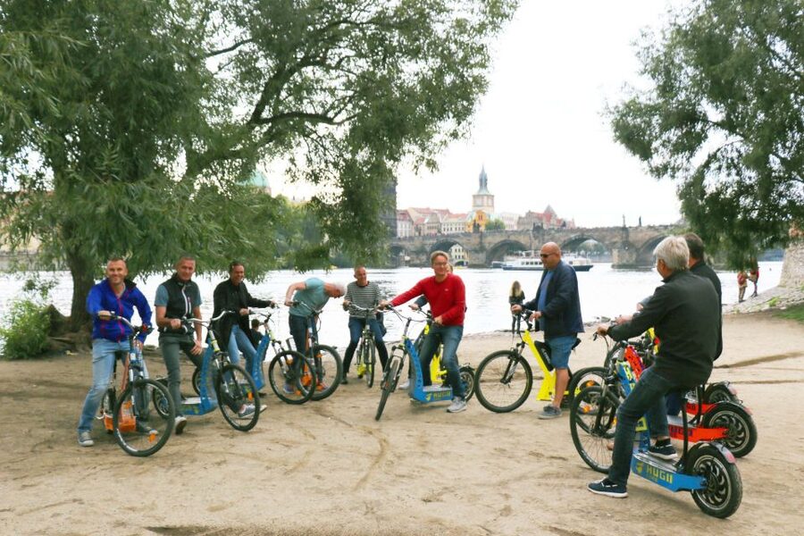 Prague: Grand Segway and eScooter Live Guided City Tour - What the $104 price buys you