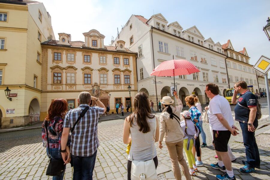 Prague: Guided Bus & Walking Tour with River Cruise & Lunch - The bus loop through Prague’s landmarks