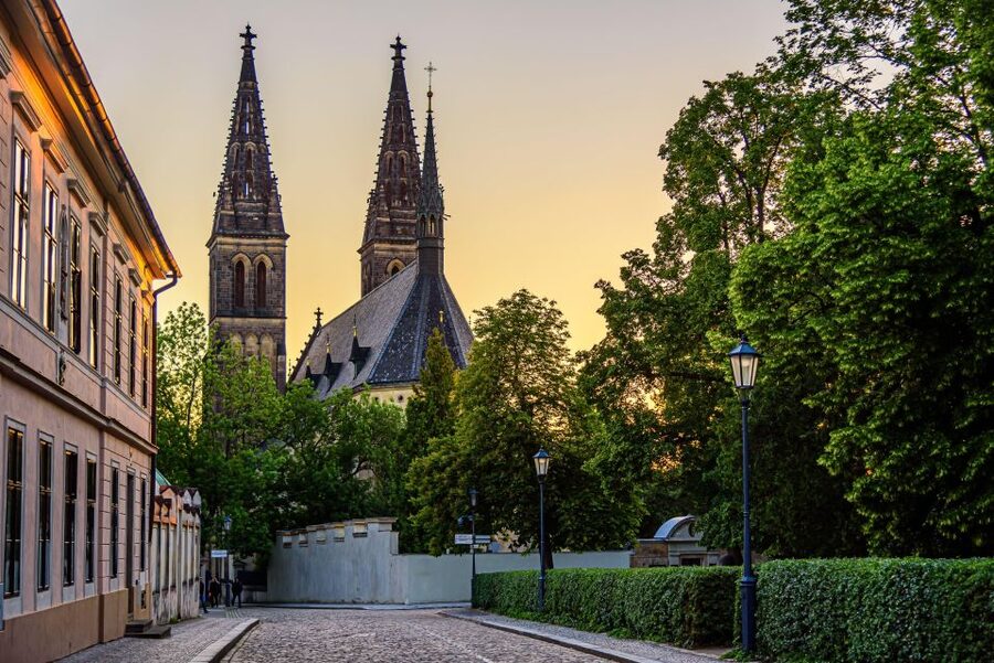 Prague: Guided tour to the historic fortress of Vyšehrad - Why Vyšehrad deserves time on your Prague schedule