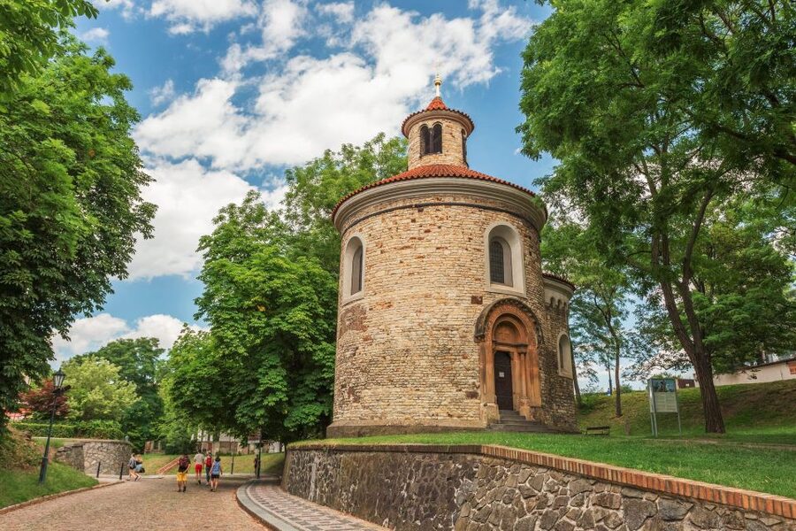 Prague: Guided tour to the historic fortress of Vyšehrad - What the $44 price includes