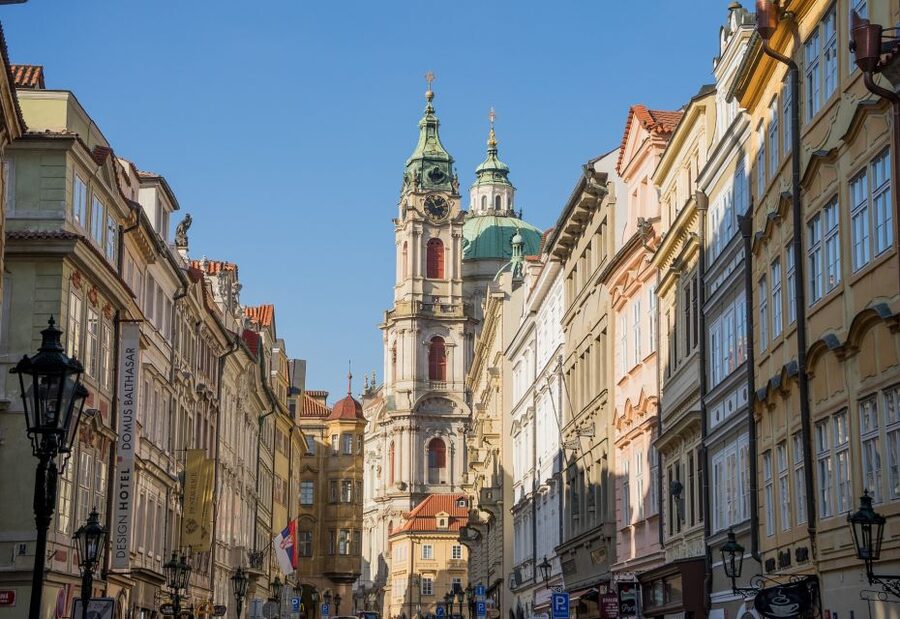 Prague: Guided Walking Tour of Prague's Jewish Quarter - The Klausen Synagogue and Ceremonial Hall