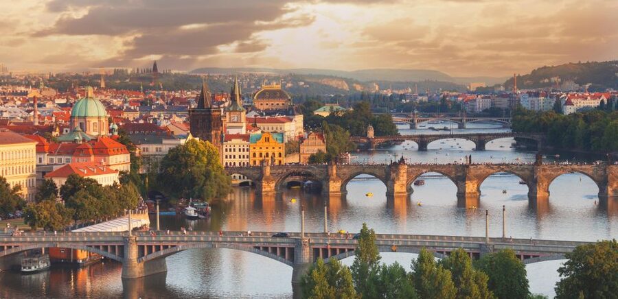 Prague Half Day Private Guided Tour by Car or Foot - Why this four-hour format works in Prague