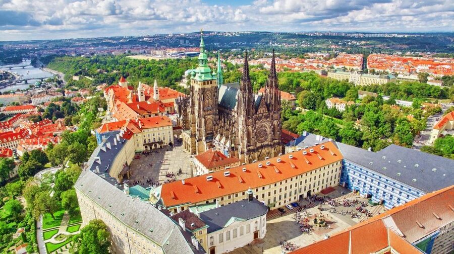Prague Half Day Private Guided Tour by Car or Foot - New Town and Prague beyond the postcard center