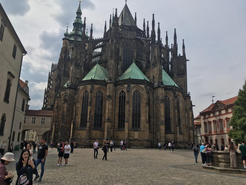 Prague: Highlights of Prague Private Half-Day Tour by Car - Pařížská Street and Old Town Square