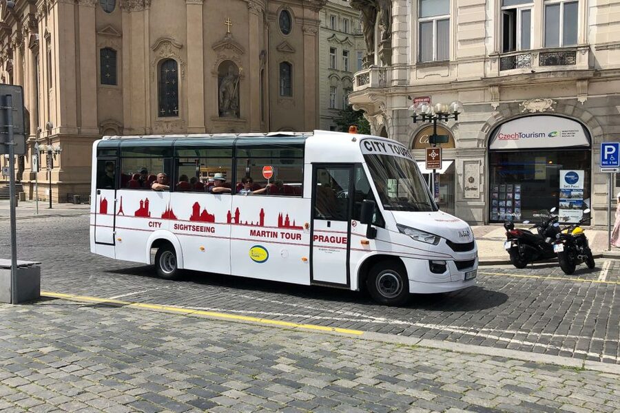 Prague: Historic City Center Bus Tour with Top Sights - Lesser Town and the Dancing House