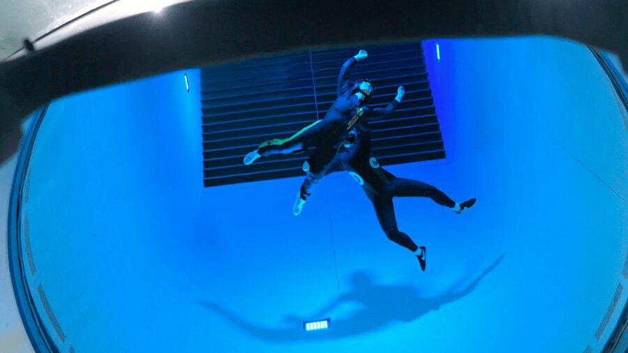 Prague: Hurricane Factory Indoor Skydiving Experience - What the one-hour schedule includes