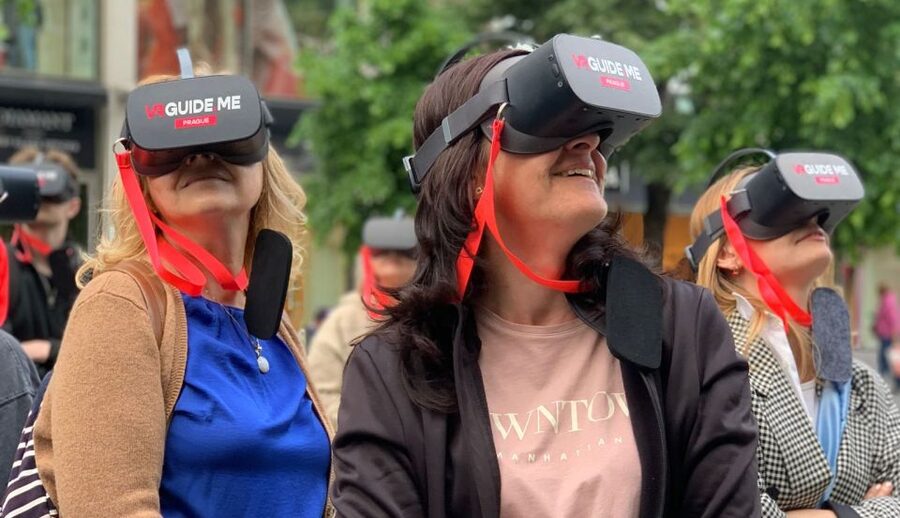 Prague: Immersive History Walking Tour and VR - Six VR moments, and what to expect from them