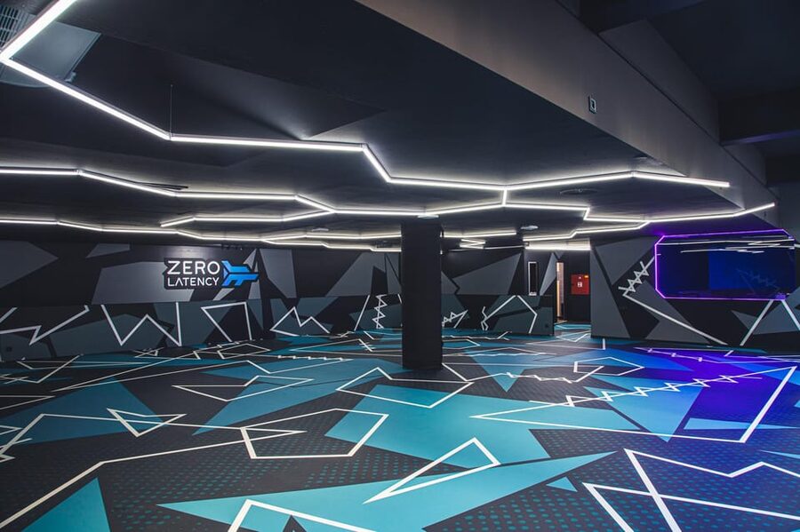 Prague: Immersive VR multiplayer experience - Family-friendly options and age limits