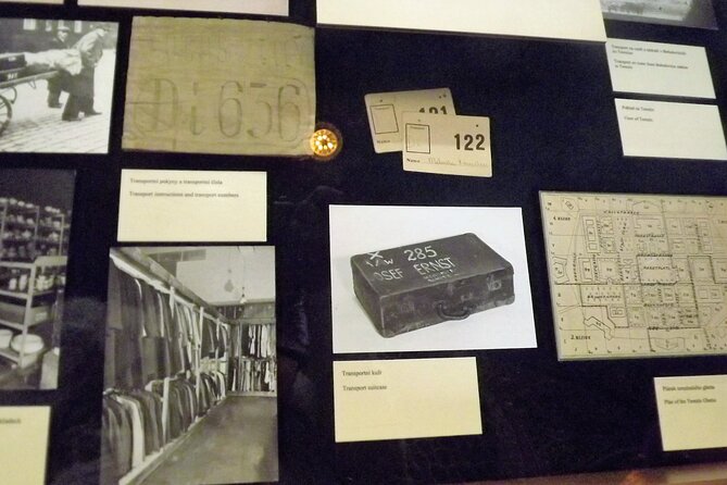 Prague Jewish Quarter Walking Tour with Admission Tickets - Pinkas Synagogue and the weight of remembrance