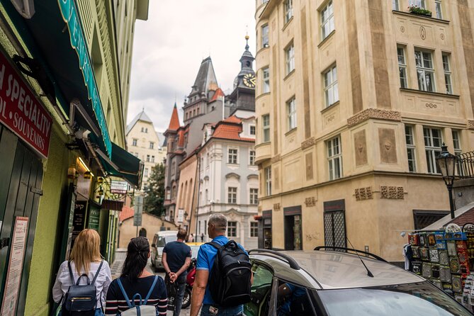 Prague Jewish Town Admission Ticket & Optional Audio Guide - How the optional audio guide changes the visit