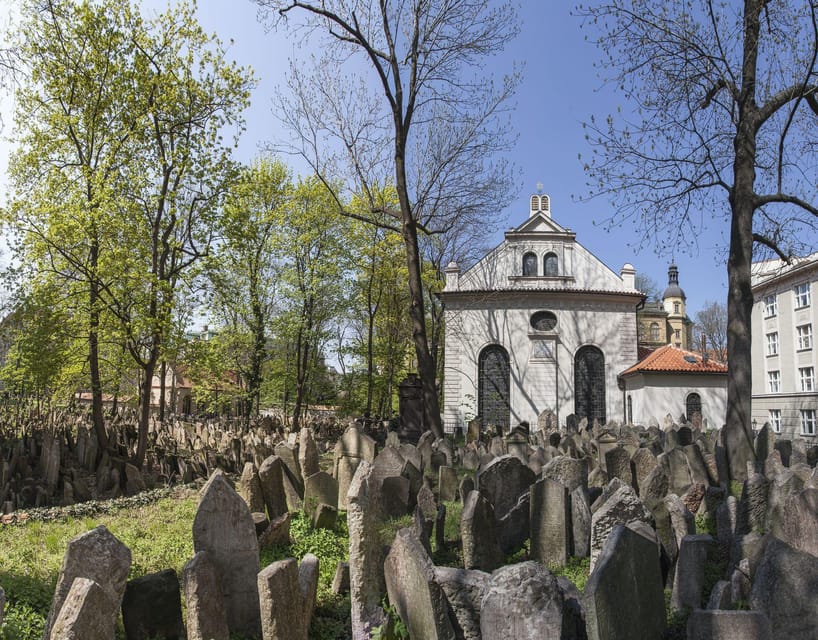 Prague Jewish Town/Skip-the-Line Official Entry Ticket - Maisel Synagogue: begin with the community’s story