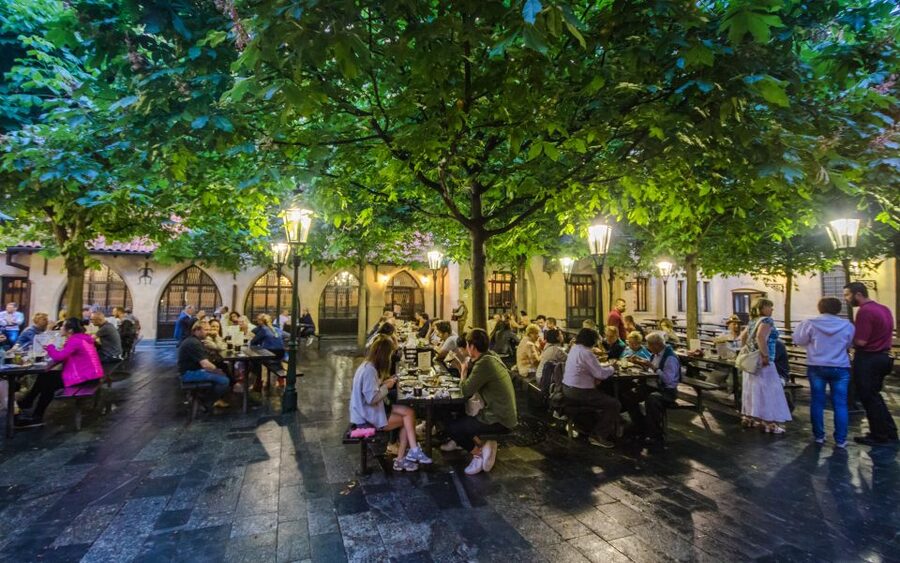 Prague: Legendary Beer Tour with Dinner - What the $81 price really includes