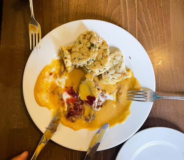 Prague: Local Food Tour in Secrets Hidden Gems - Stop four: a final restaurant, sausage, and Czech drinks