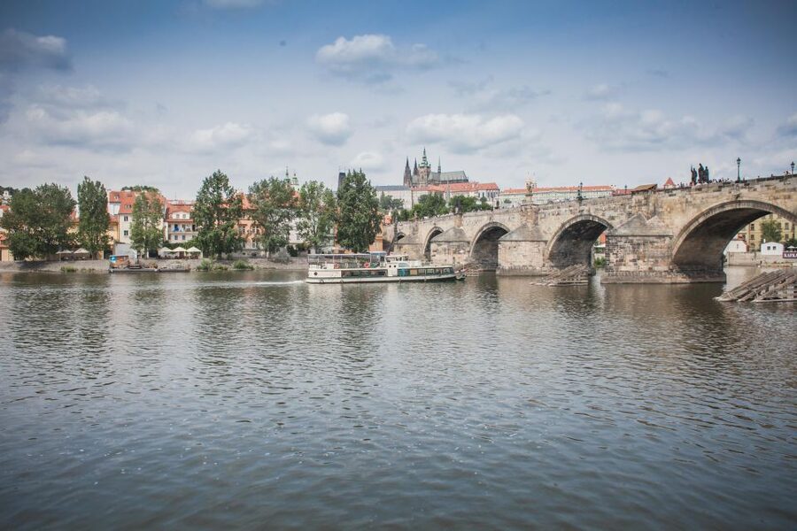 Prague: Lunch Cruise on Vltava River with open Buffet - A lunch cruise with Prague’s skyline on the menu