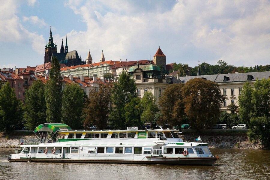 Prague: Lunch Cruise on Vltava River with open Buffet - Finding Lodě Bevents and pier number 14