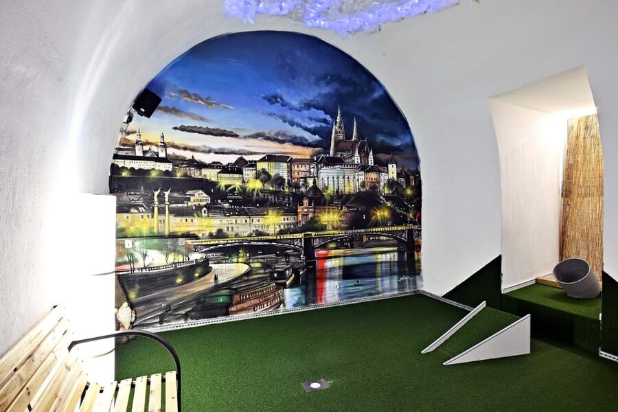 Prague: Mazemania Miniature Golf Experience - What Mazemania Does Differently