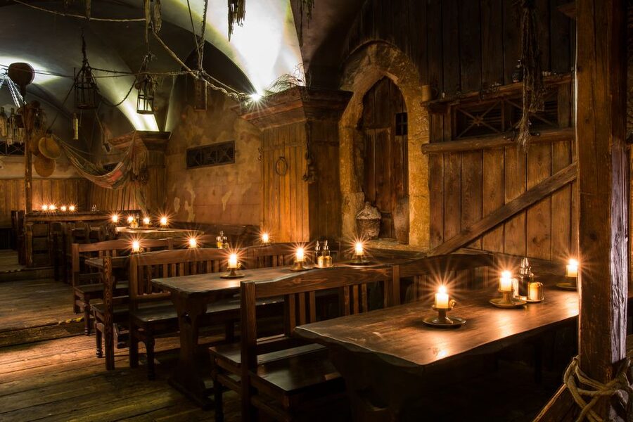Prague: Medieval Dinner with Transfers - Key points at a glance
