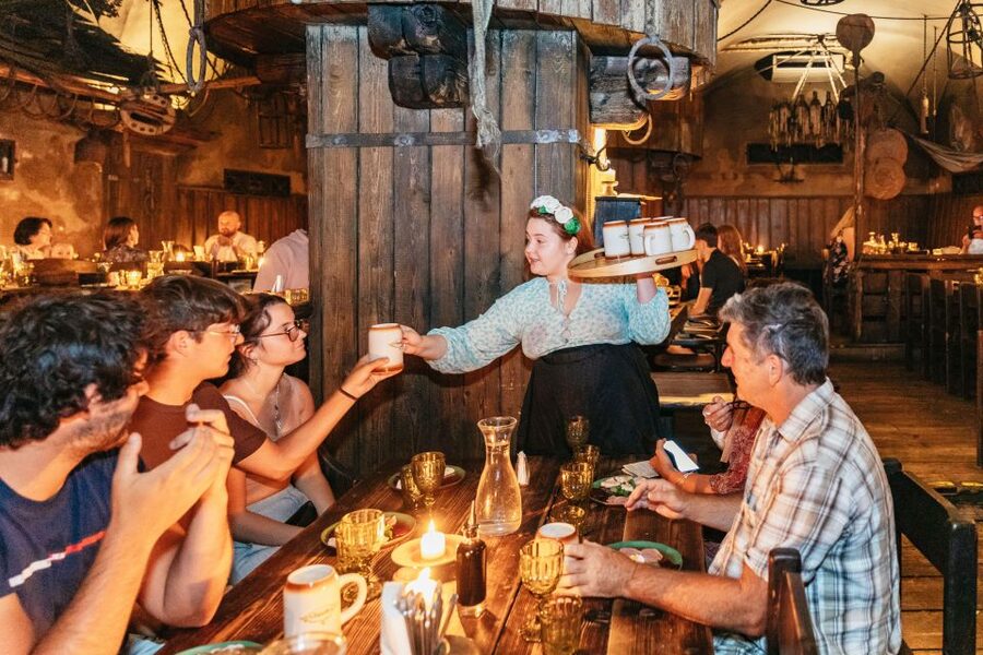 Prague: Medieval Dinner with Unlimited Drinks - Should you book U Pavouka?