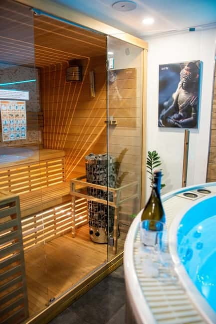 Prague: Modern Private Spa with Jacuzzi and Sauna - What I like most, and what I would change
