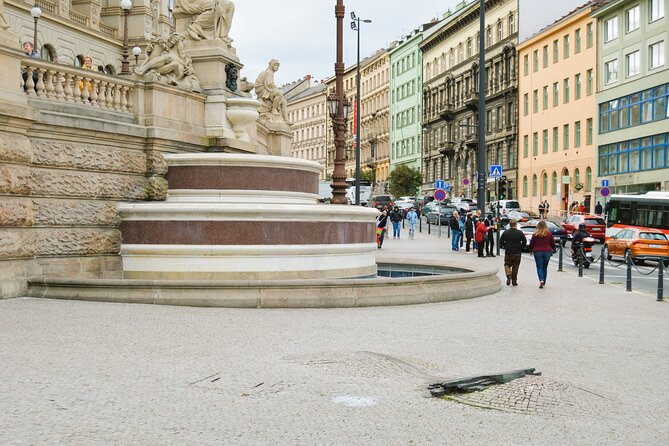 Prague: National Museum Ticket & Online Audioguide City Tour - Who will enjoy this format most