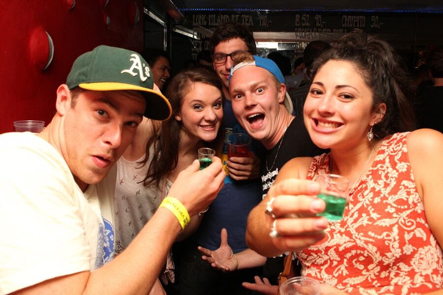 Prague: New Year's Eve Pub Crawl & Karlovy Lazne Club Entry - Practical planning for the night