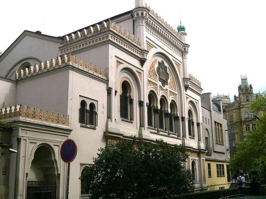 Prague: Old, New, and Jewish Towns Guided Walking Tour - Why this walk works as a first look at Prague