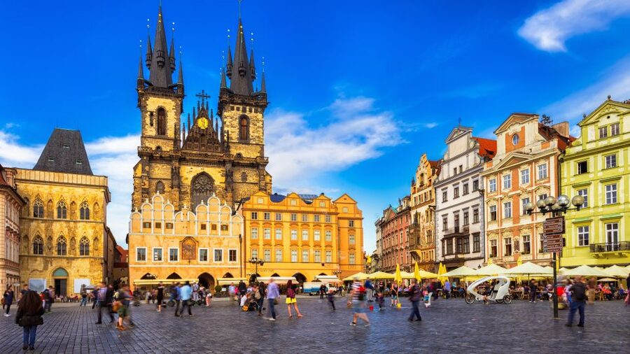 Prague: Old Town and Charles Bridge Tour - Who should book this Old Town walk?
